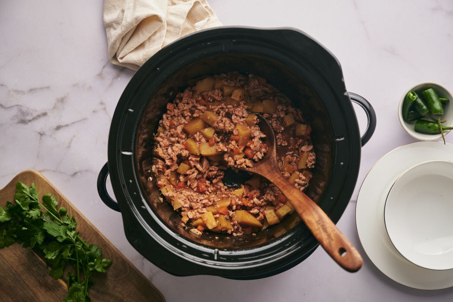 Time-saving Slow Cooker Recipes (Only 3-5 Steps) 
