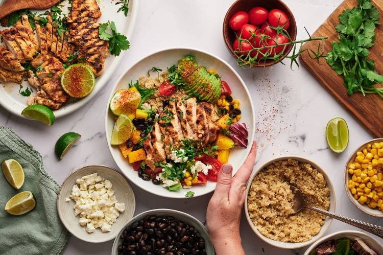 Chicken Quinoa Bowls - Slender Kitchen